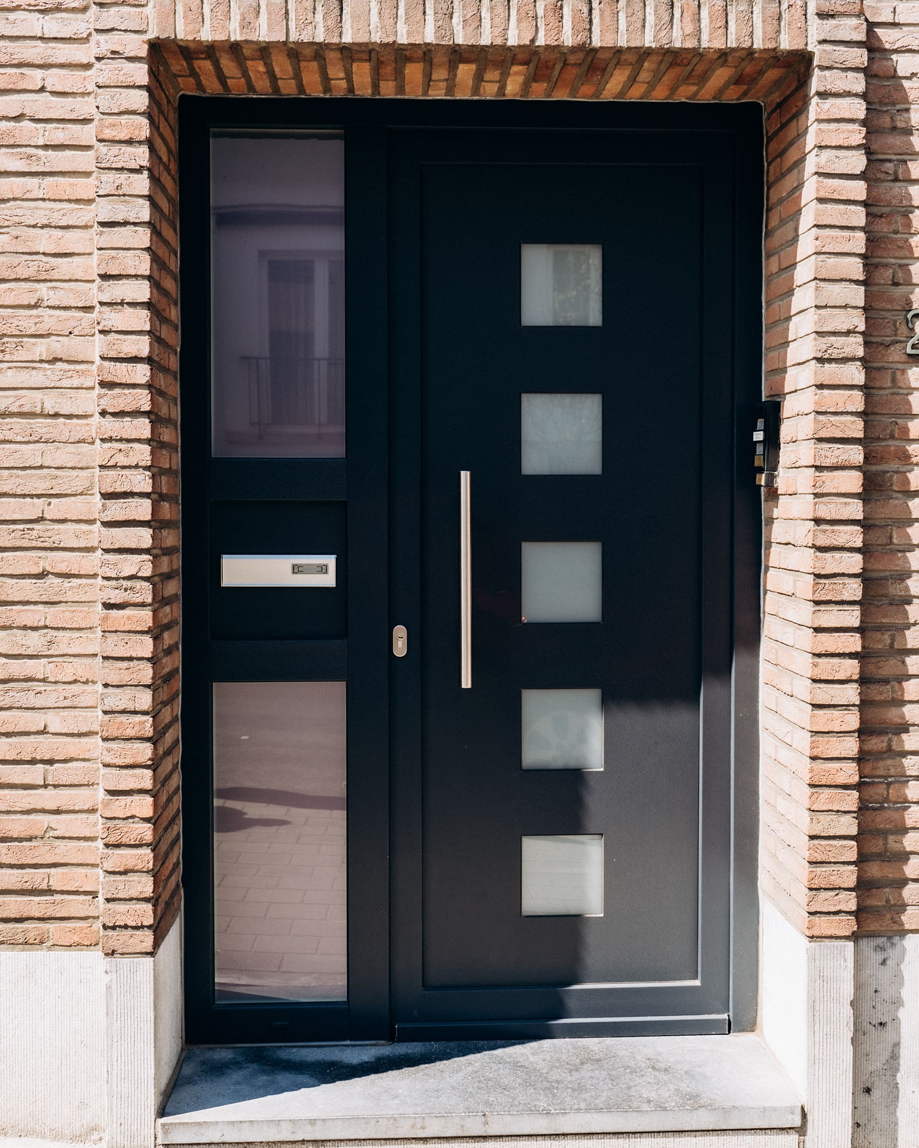 Porte d&rsquo;entrée en PVC à Waterloo